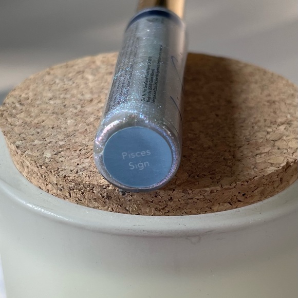 Pisces Sign Zodiac Gloss by SeneGence - Picture 2 of 3